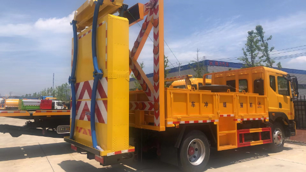 80K防撞車(chē)施工現(xiàn)場(chǎng)